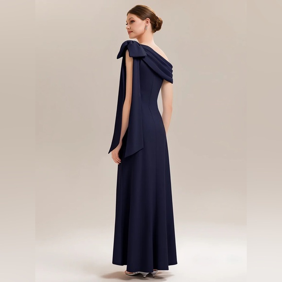 🆕Asymmetric Shoulder with Bow Knit Black Tie Formal Dress - Picture 2 of 2